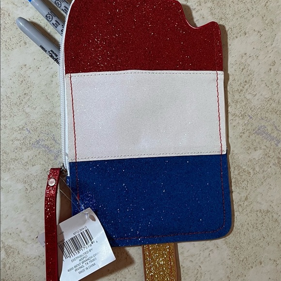 Pouch - Picture 2 of 4